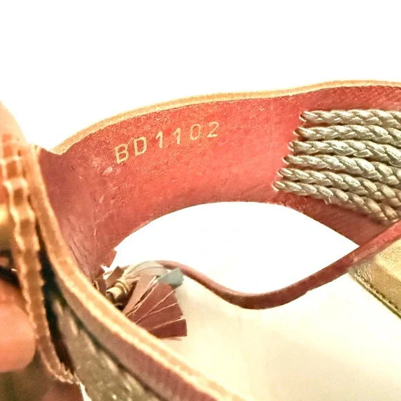 Christian Dior Vintage Brown Gold Leather Tassel thong kitten heel sandals EU 40 - Picture 5 of 10